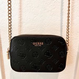 GUESS Galaria Crossbody Camera Bag